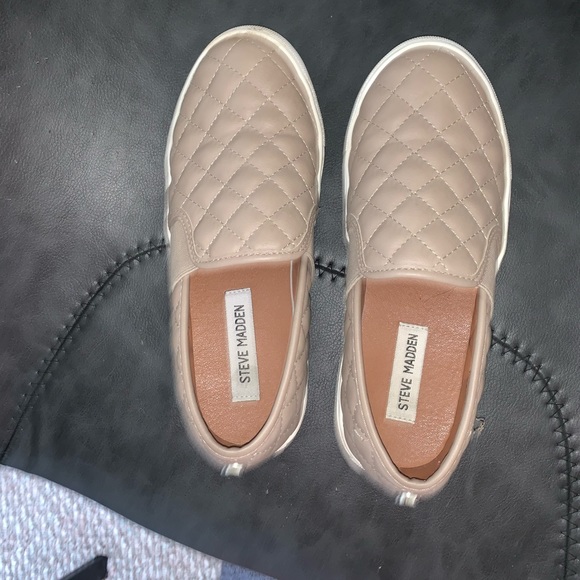 Steve Madden shoes - Picture 2 of 2